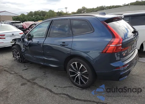 2023 Volvo Xc60 Plus из США, поврежденный, VIN YV4L12RW0P1374266